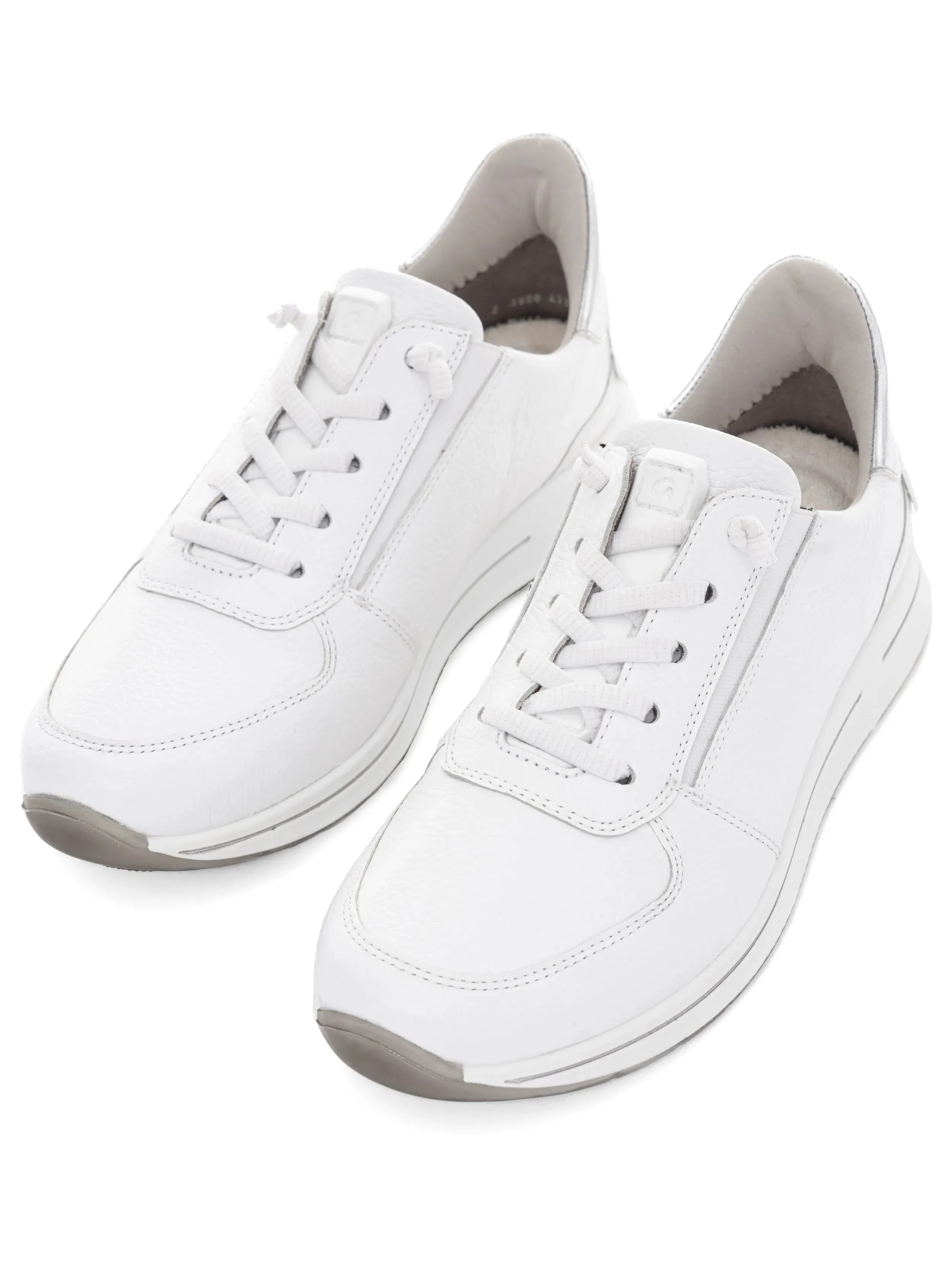 ARA Osaka | Ovation Slip in Sneaker White