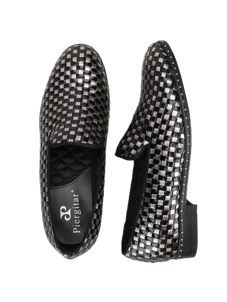 Exported to Europe and the United States first-layer cowhide black and gray woven checkerboard patent leather men's loafers handmade large sole foam studs