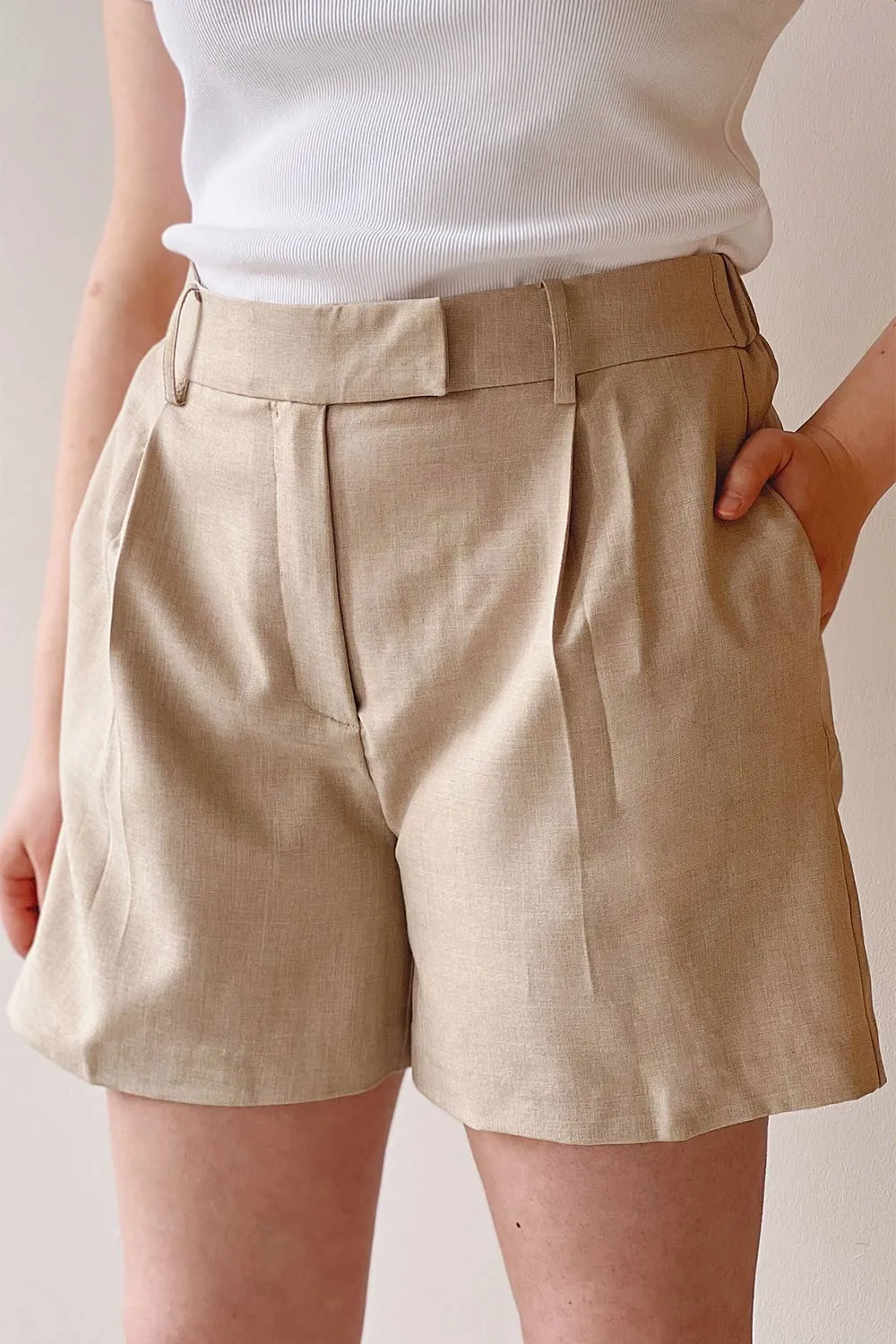 Kunga Beige | High-Waisted Shorts w/ Pockets