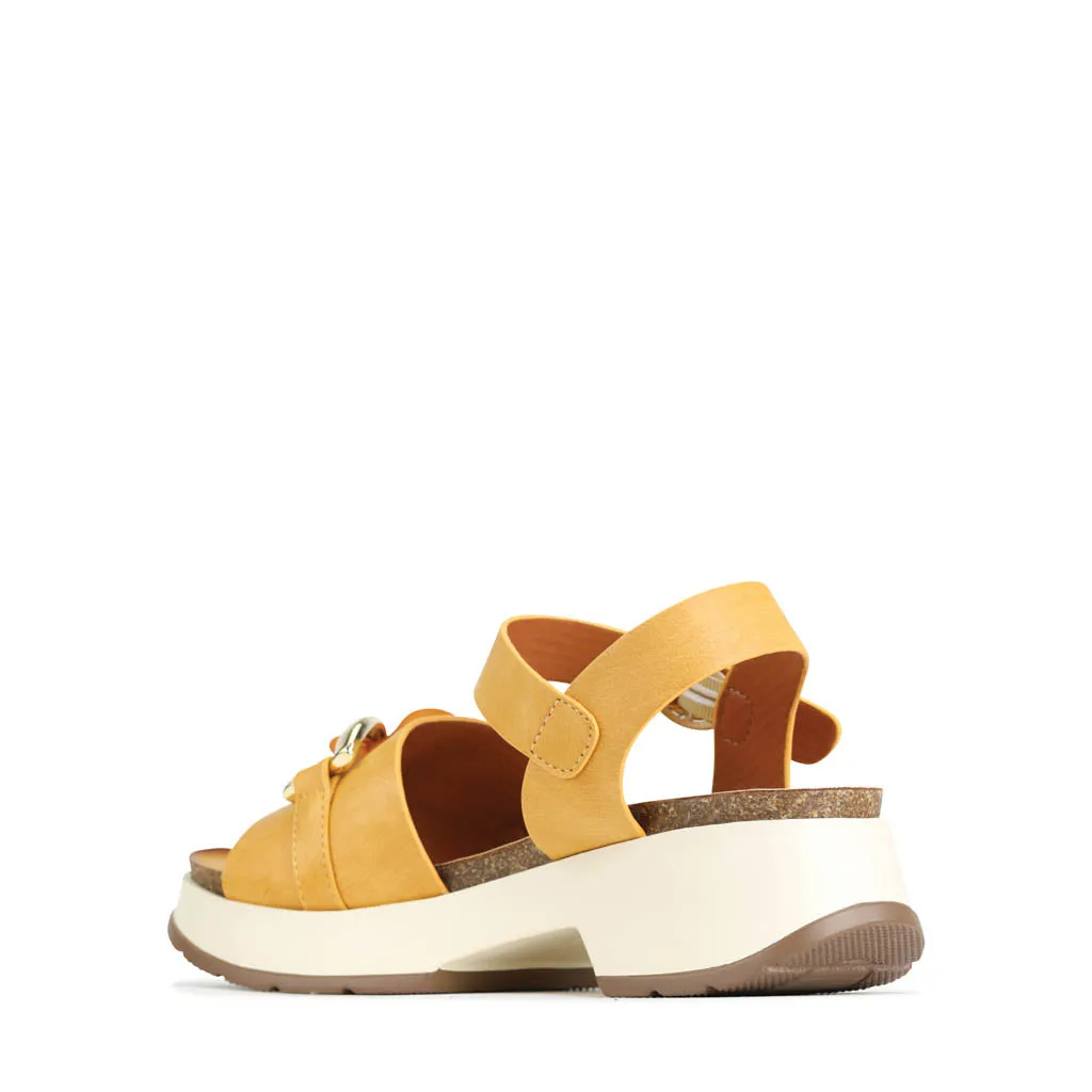 LAISHA ANKLE STRAP WEDGE SANDALS