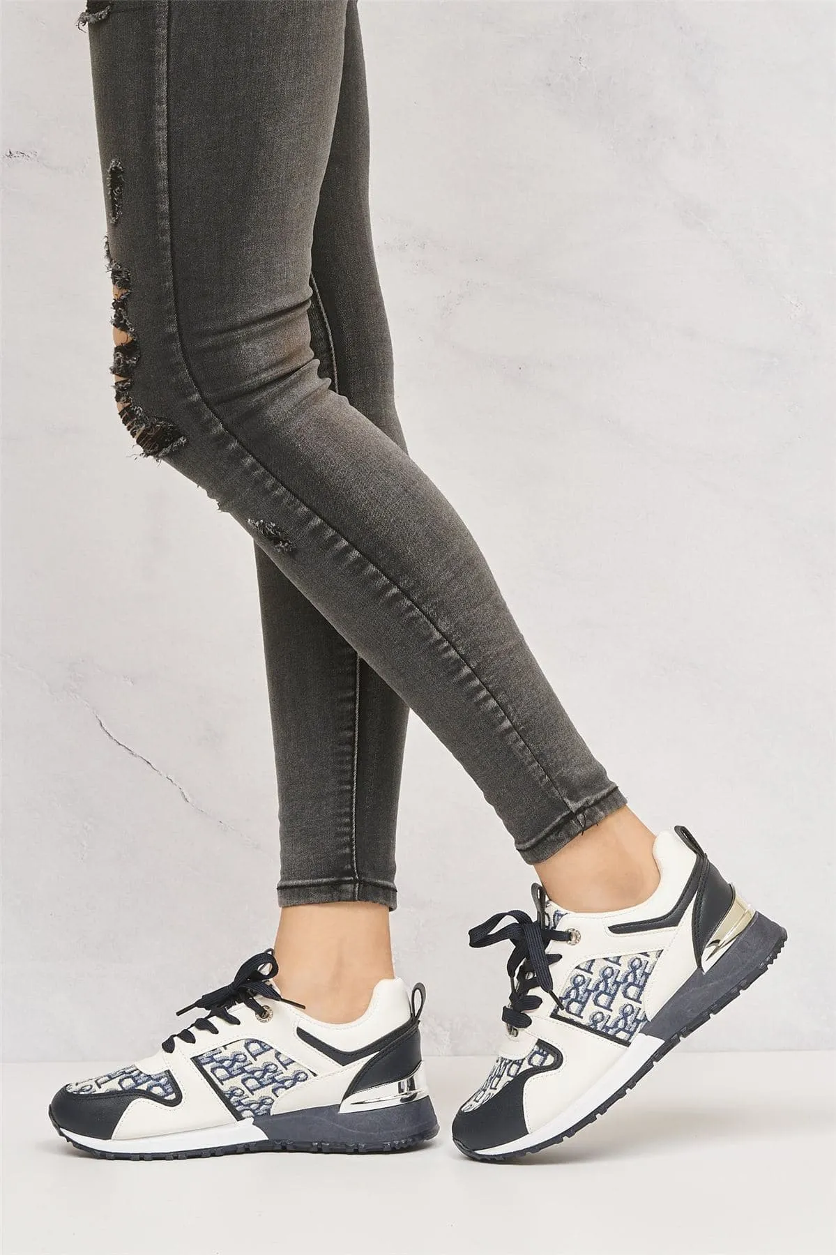 Mi Amor D-Logo Lace Up Trainer in Navy