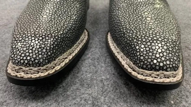 Style: King II-Grey